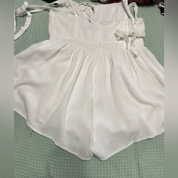 Princess Polly White Romper - Picture 7 of 8